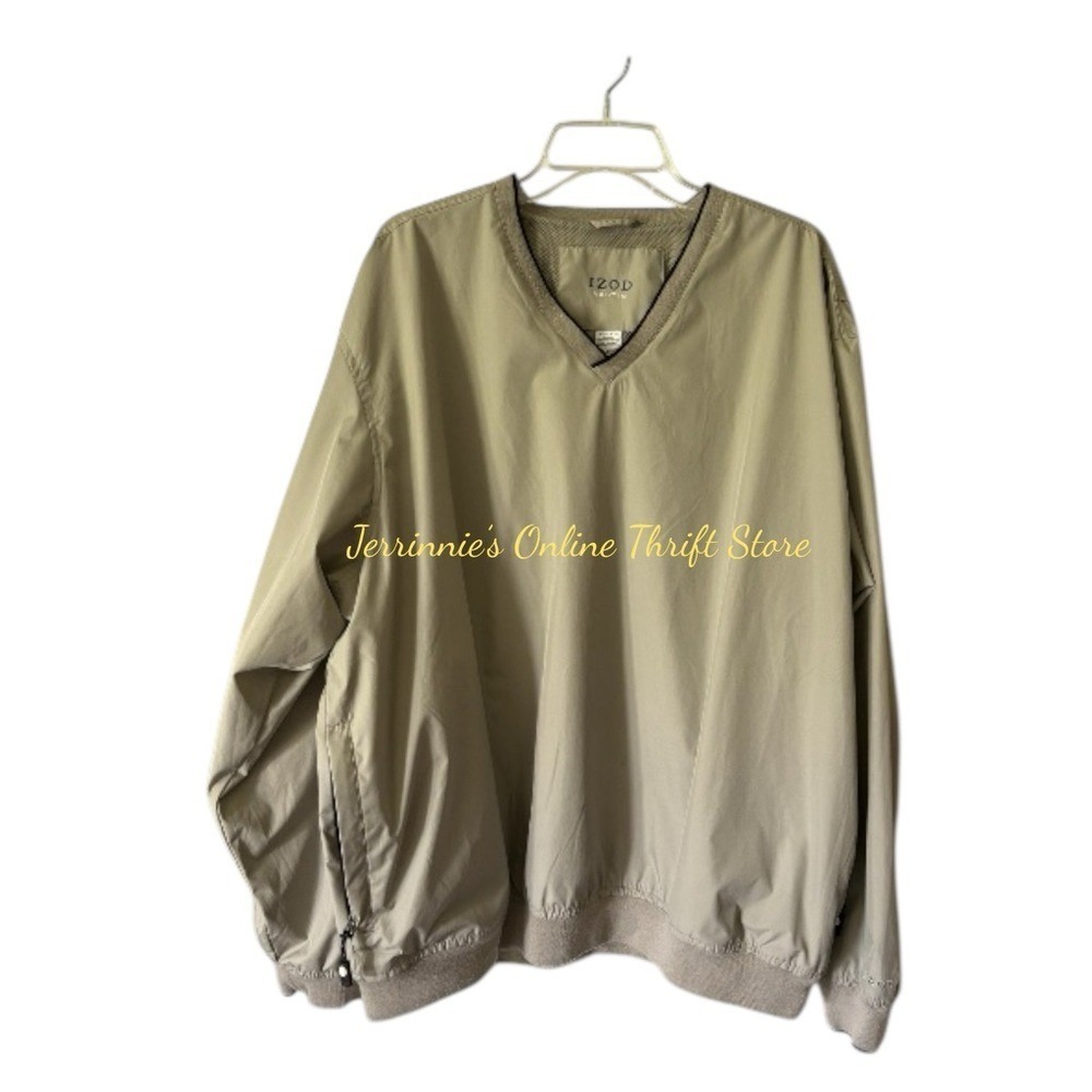 Izod Men's V-Neck‎ Sweater in Khaki